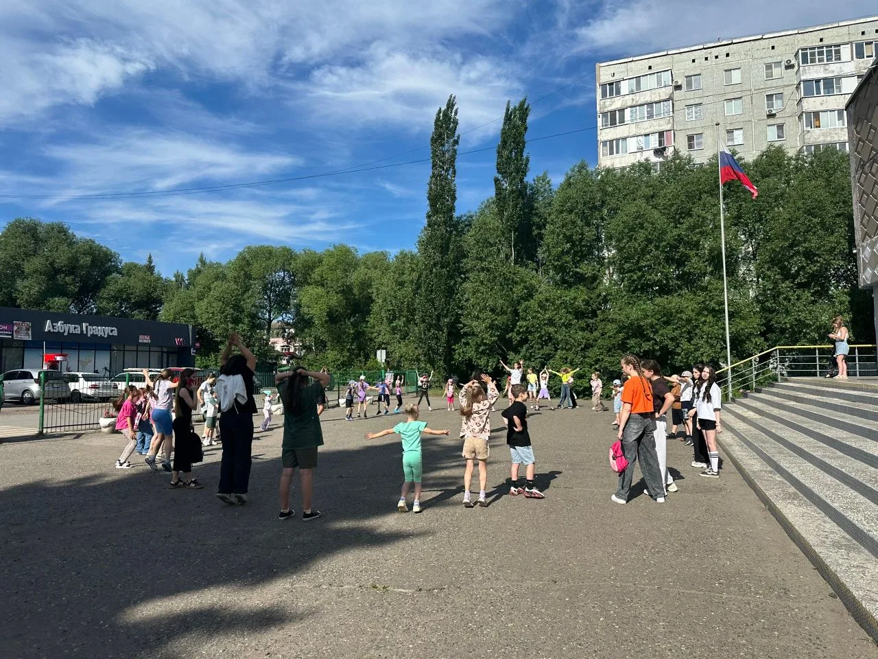 Эх, как быстро проходит время 😢
Закончилась лагерная смена.

С утра детей ждала традиционная зарядк