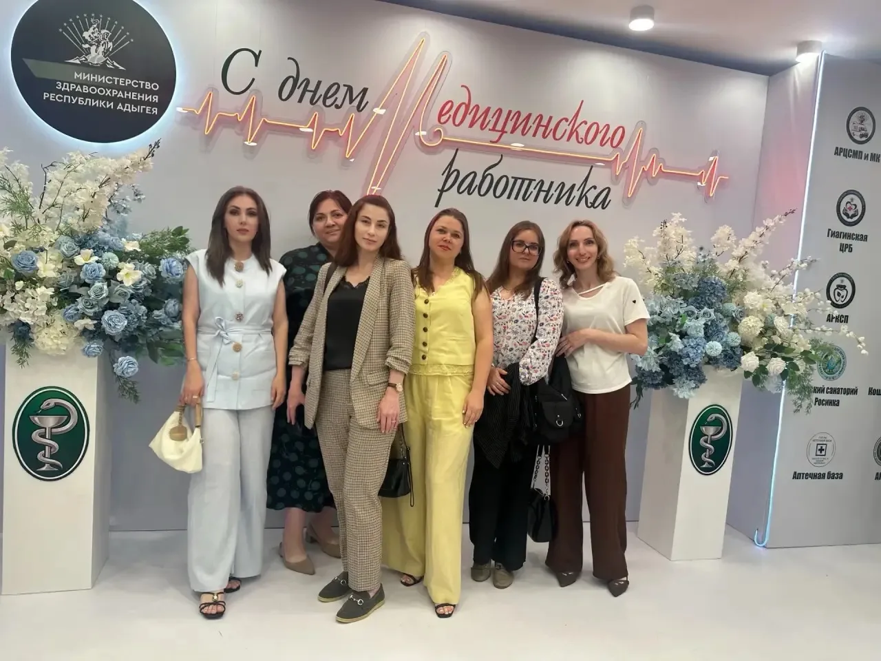 Сотрудники Республиканской поликлиники медицинской реабилитации приняли участие в торжественном меро