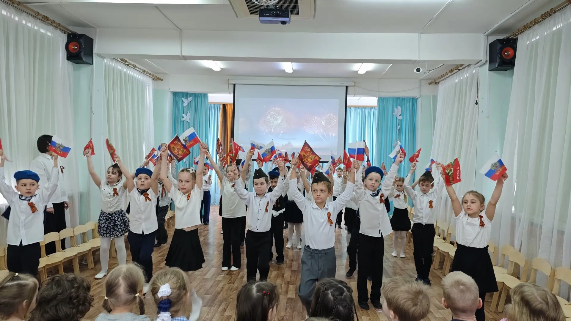 🌟 Праздничный концерт ко Дню Победы: память, которая живёт в сердцах 🌟

9 Мая — особый день в исто