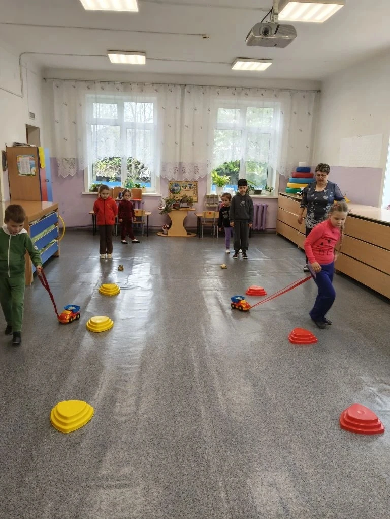 В рамках мероприятия "Безопасное детство" в нашем д/саду, было проведено развлечение для детей старш