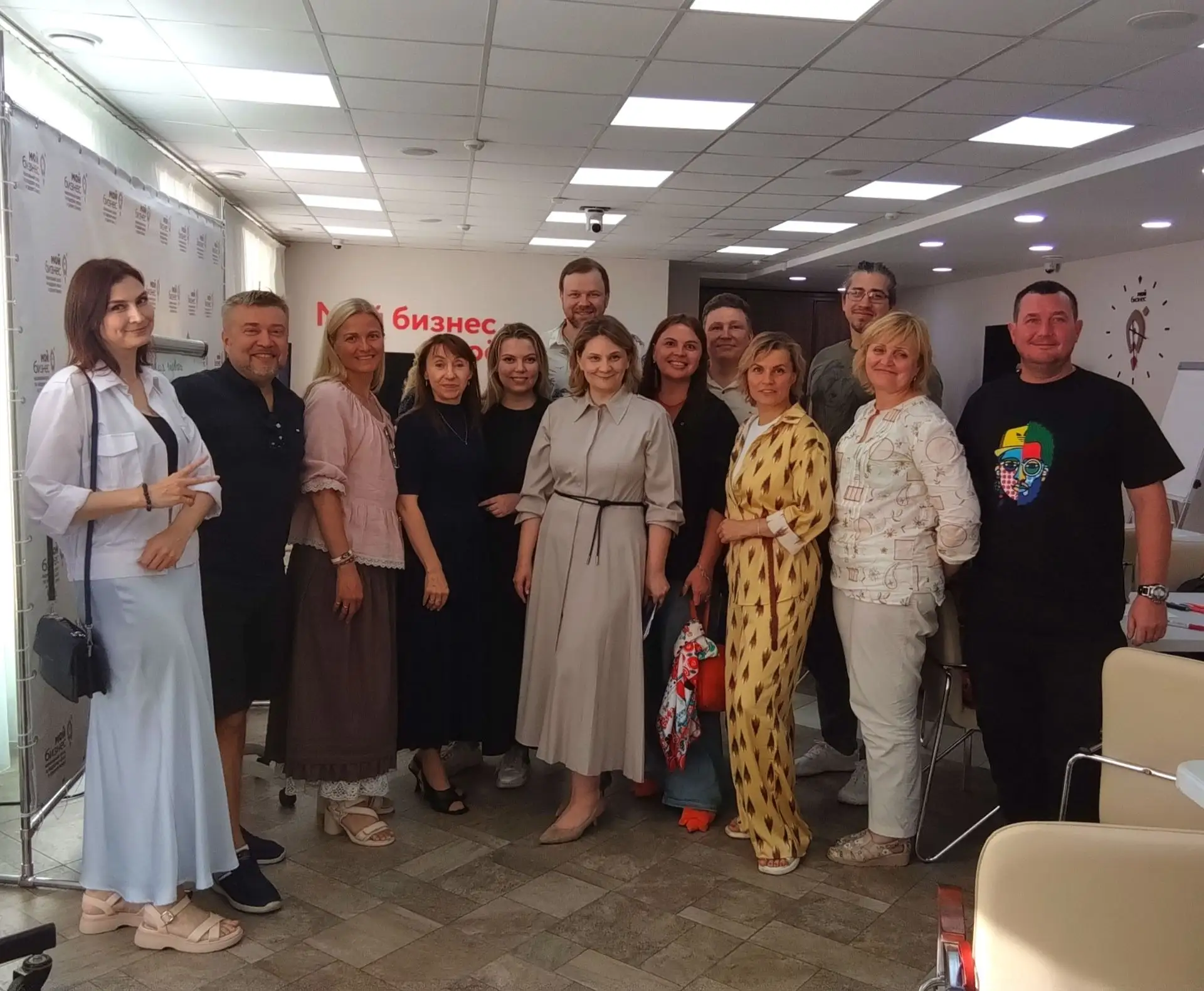 ❗️В Кировской области состоялась стратегическая сессия по развитию креативных индустрий
 
💡🎨🏛️ 9 