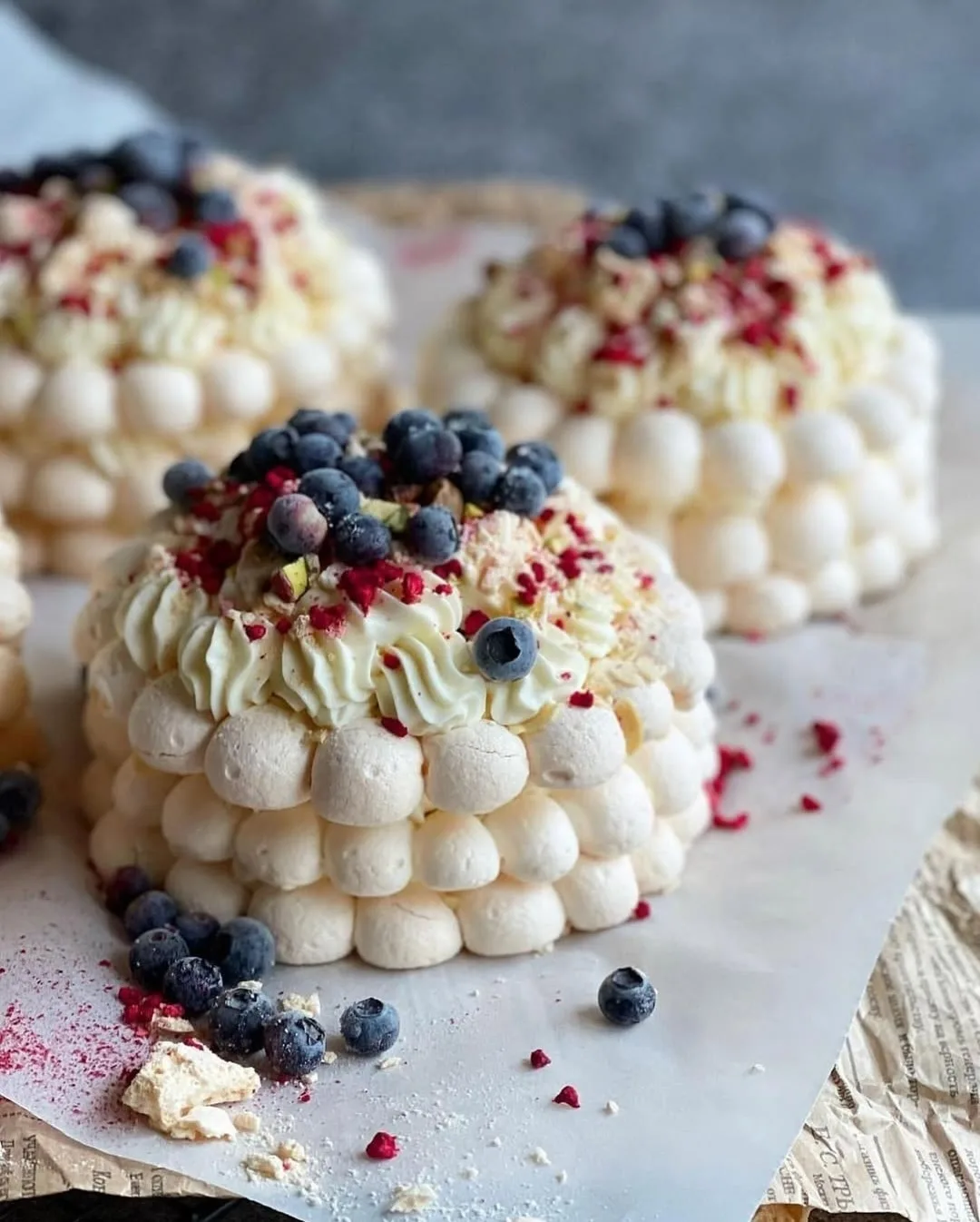 НЕЖНЕЙШИЕ МЕРЕНГОВЫЕ ПИРОЖНЫЕ😍

Быстро, вкусно и максимально эффектно!

ИНГРЕДИЕНТЫ:
КОРЖИ:
Яичный 