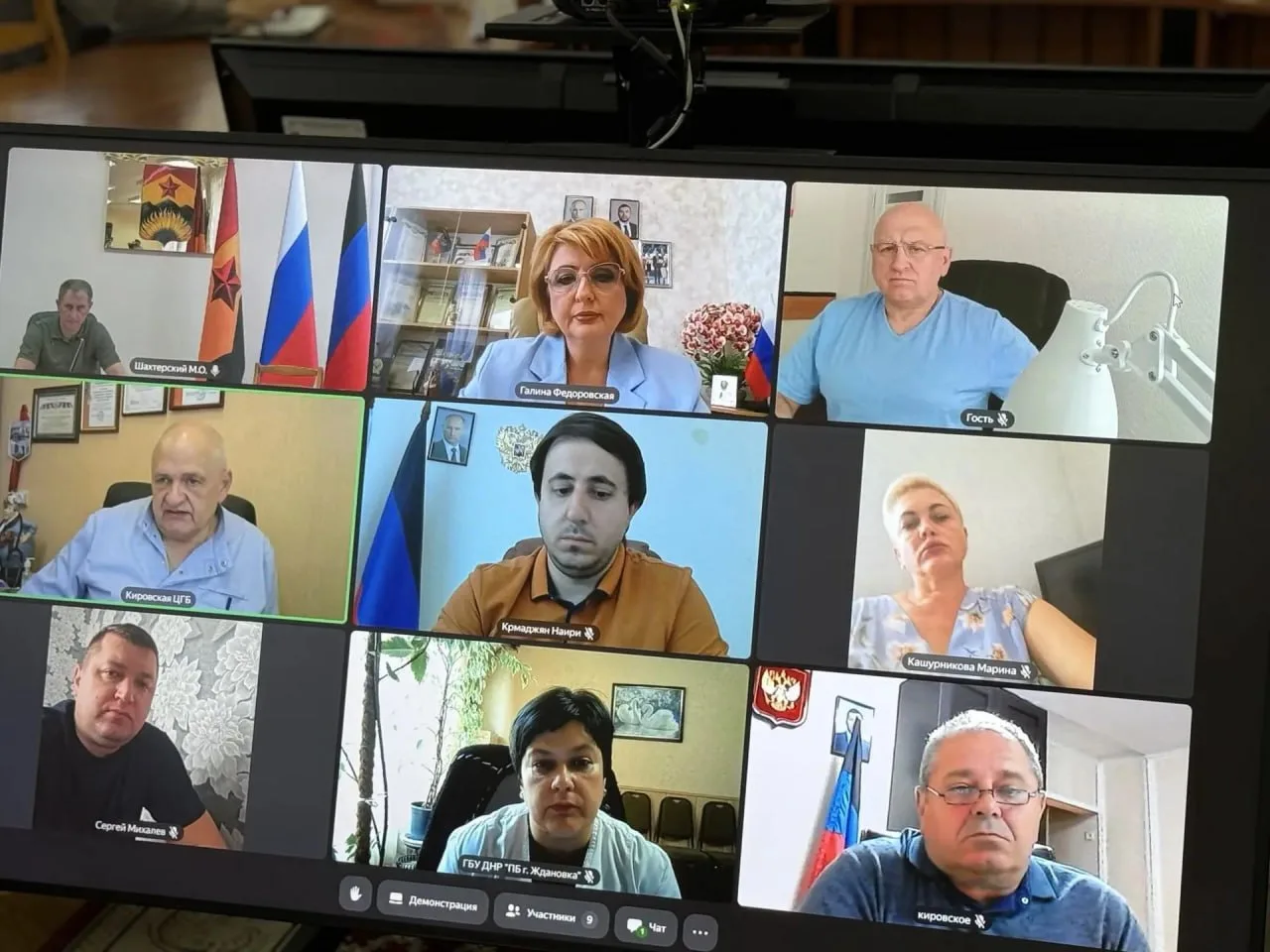 Переслано: Подслушано в Шахтёрске

В Шахтерске провели заседание Штаба по вопросам охраны здоровья г