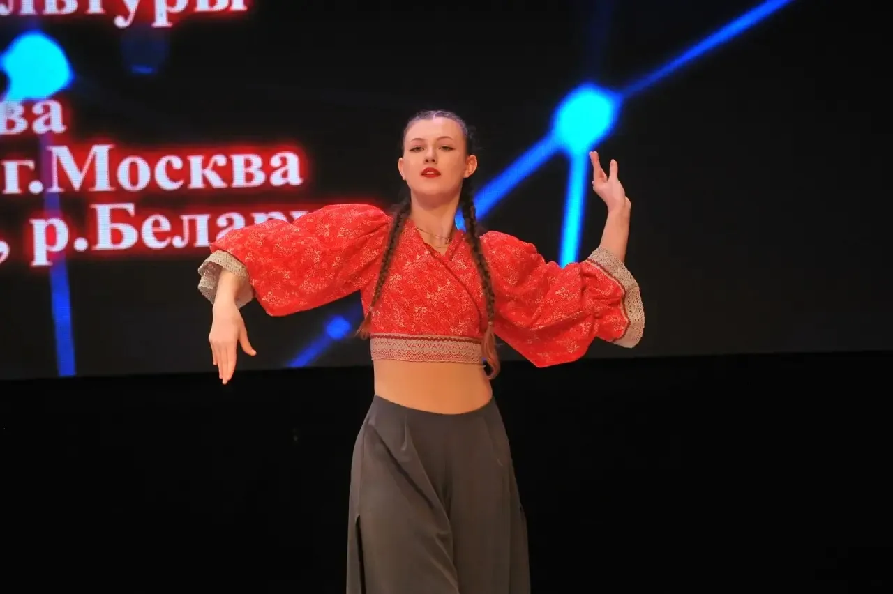 Дети побеждаю, мы гордимся!
      В конце марта хореографический коллектив  «Вега-данс»  Вёшенской д