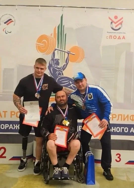 Сила — в упорстве! 🏋️‍♂️💪

С 1 по 7 июня в Москве прошёл Чемпионат России по спорту лиц с поражени