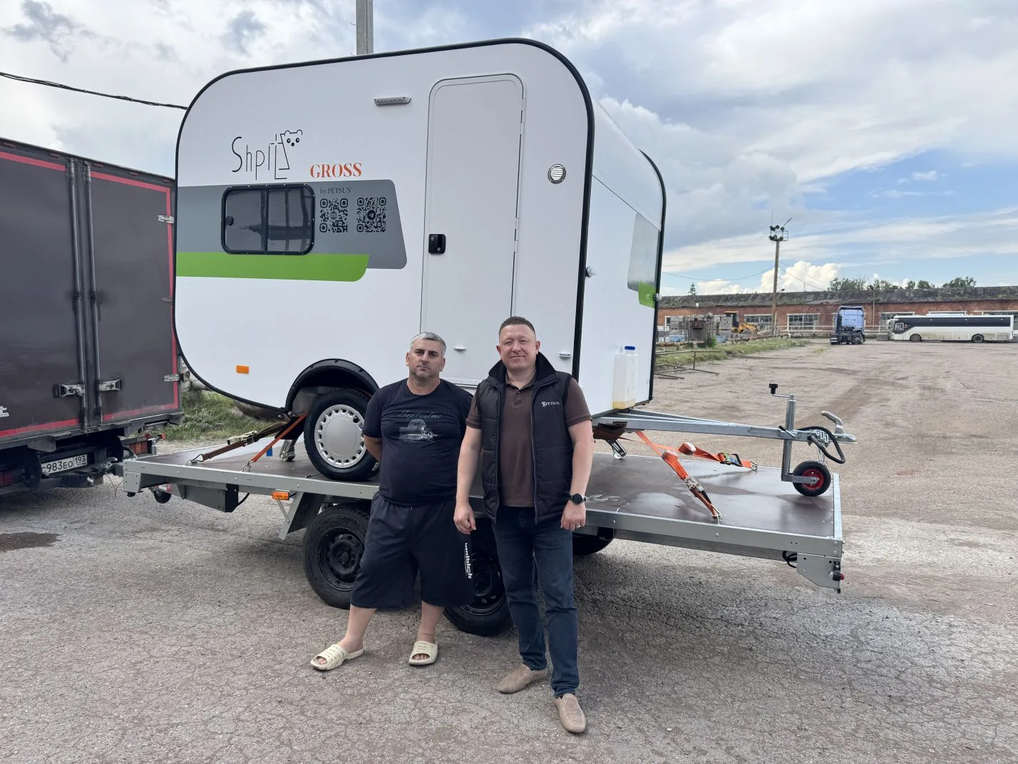 Сегодня ещё один Shpitz GROSS отправился в путь! 🚚

На этот раз — в Красноярск, к своему владельцу 