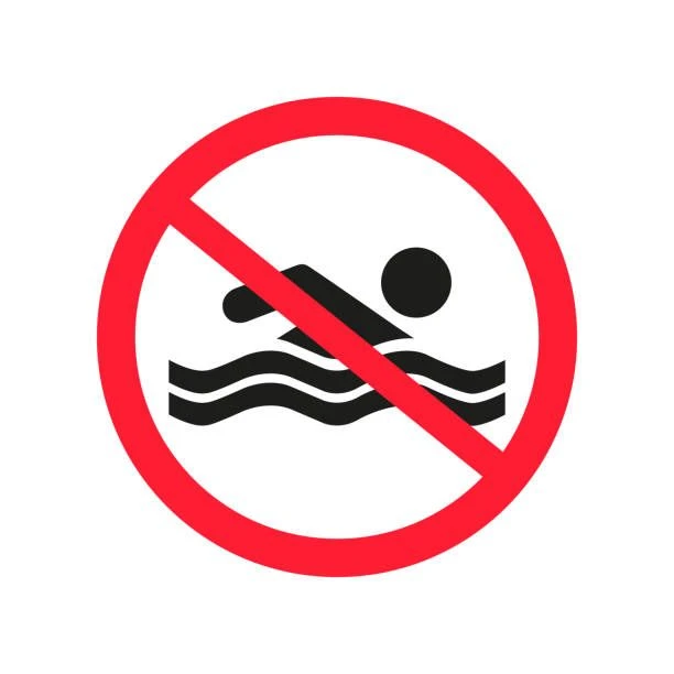 Основные правила поведения на воде
Купайтесь только в специально оборудованных местах — на пляжах, г
