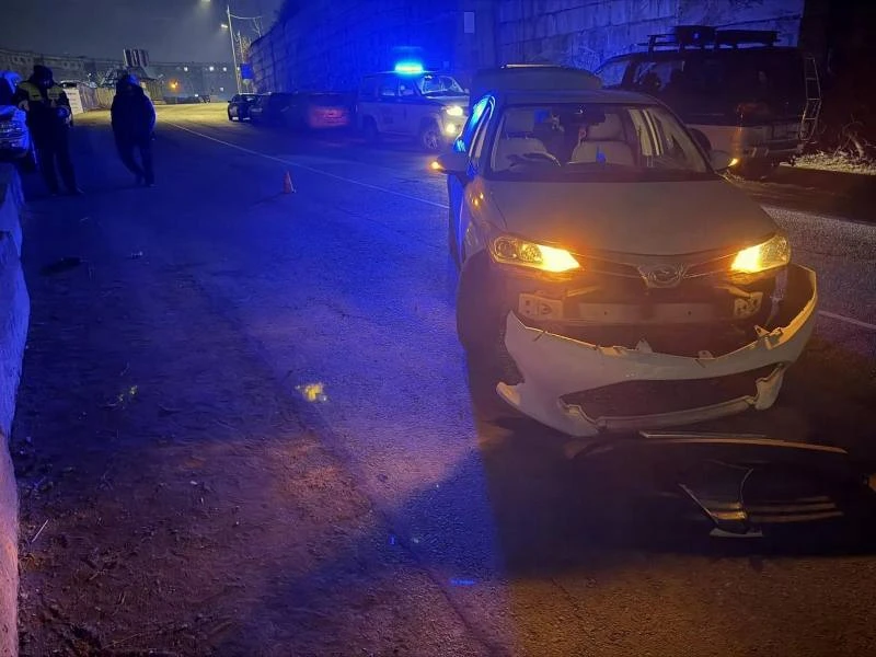 😢 Во Владивостоке на улице Адмирала Кузнецова зафиксировано смертельное ДТП.

У дома №82 водитель T