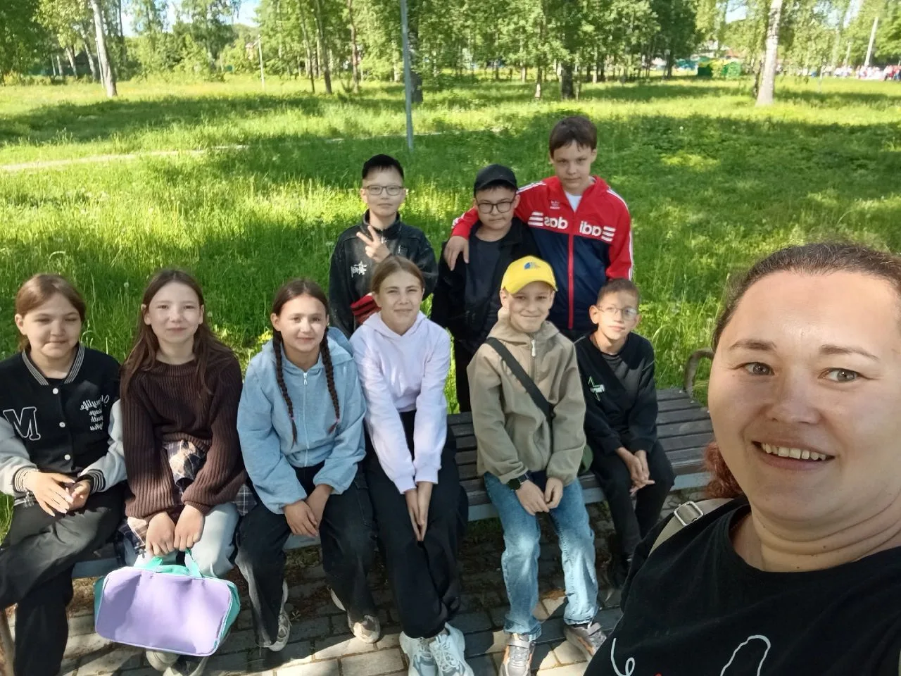 💫 Лето ворвалось в нашу жизнь ярким цветом и лучами солнца 🌞, теплым ветром и смехом детей 😃. 
  