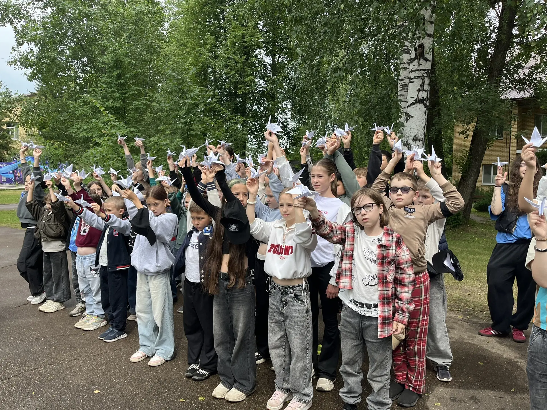Сегодня у нас прошла минута молчания