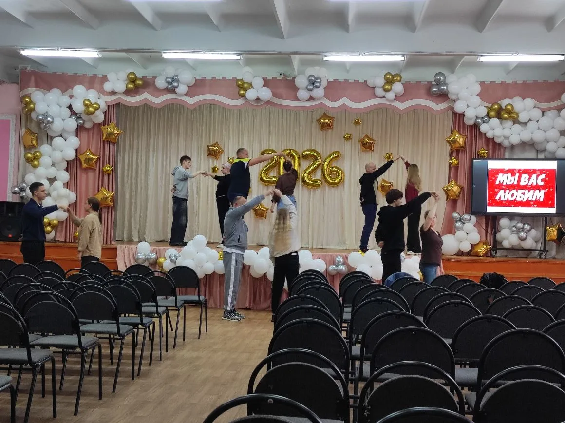 ПОСЛЕДНИЙ ЗВОНОК 2026 
прозвенит уже завтра.

🌼Танцы отрепетированы...
💐Песни выучены...
💥Зал укр