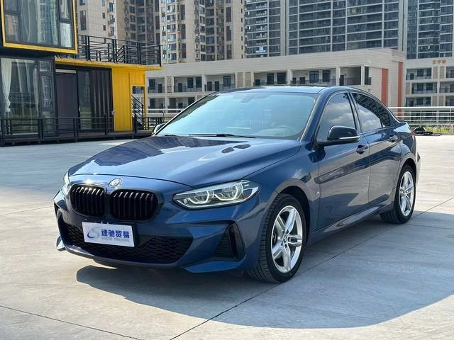 Автомобиль из КНР 🇨🇳 

BMW 120i 
•год выпуска 2022
•M Sport Night Edition
•1.5t | 146hp | 2WD
•про