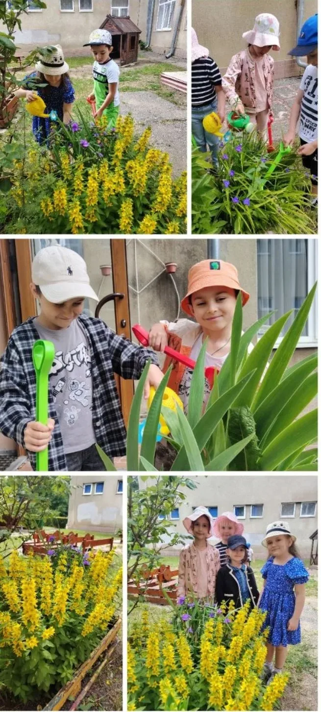 🌸Сегодня на клумбы нашего учреждения высадился детский трудовой десант!

🌼Ребятки помогли Кристине