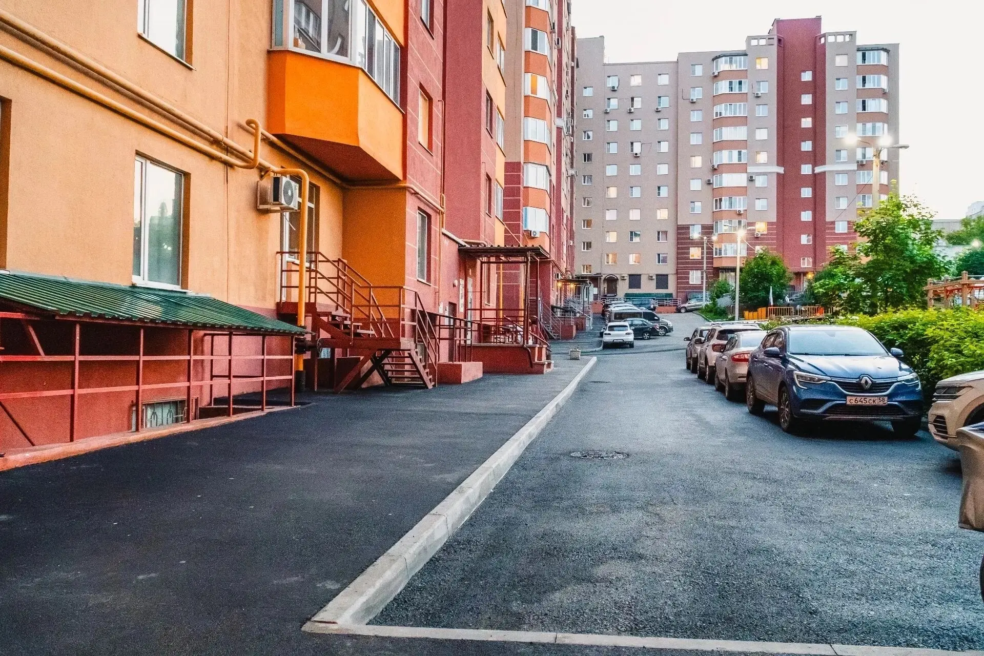 📌С середины мая в Пензе стартовали работы по благоустройству придомовых территорий в рамках губерна