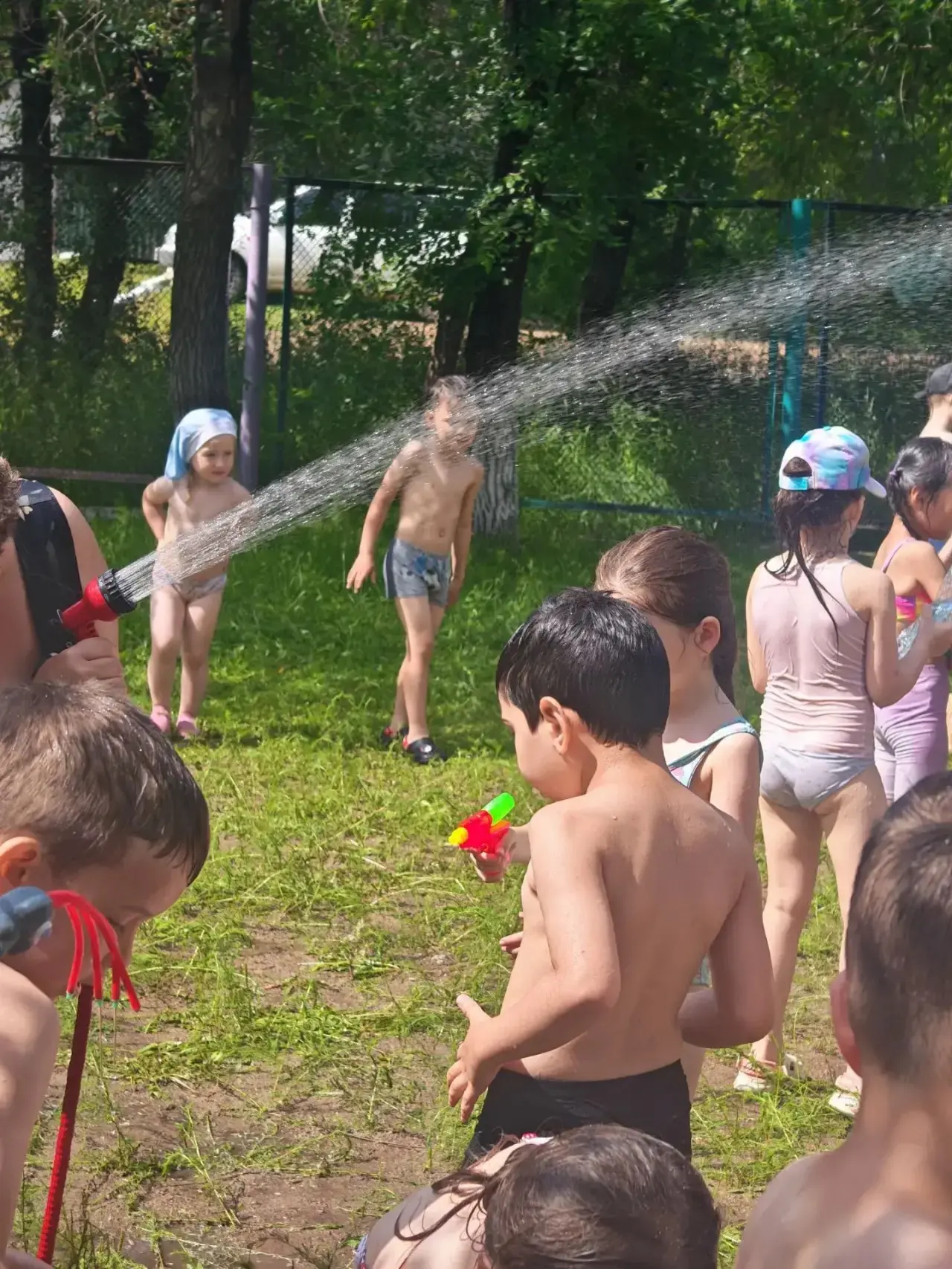 Сегодня у нас состоялся самый долгожданный и самый мокрый праздник - День Нептуна.
 В гости к нам пр