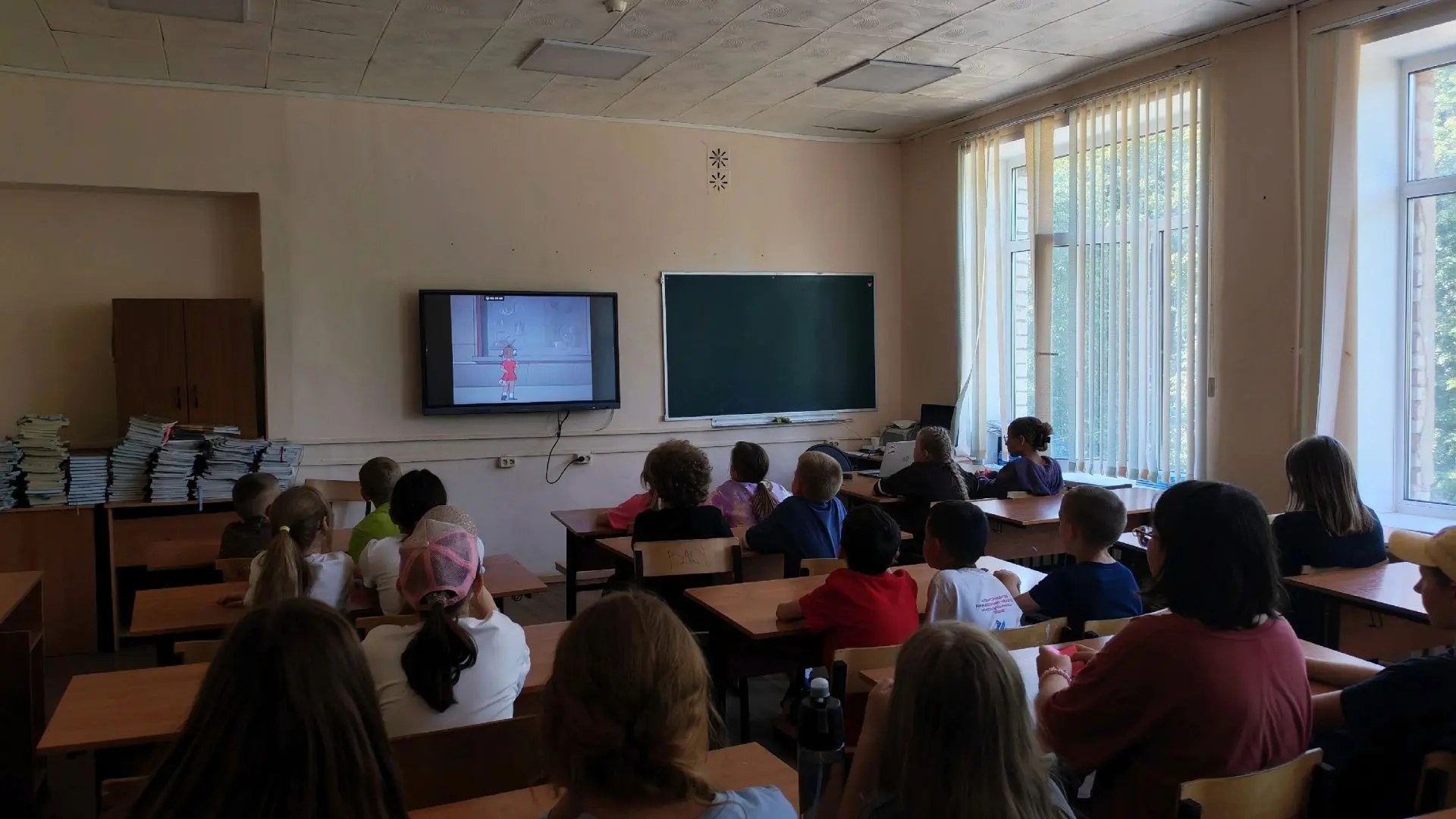 📚✨ День волшебства в лагере «Юность»: от страниц книг до экрана!
  
  Сегодня в нашем лагере был не