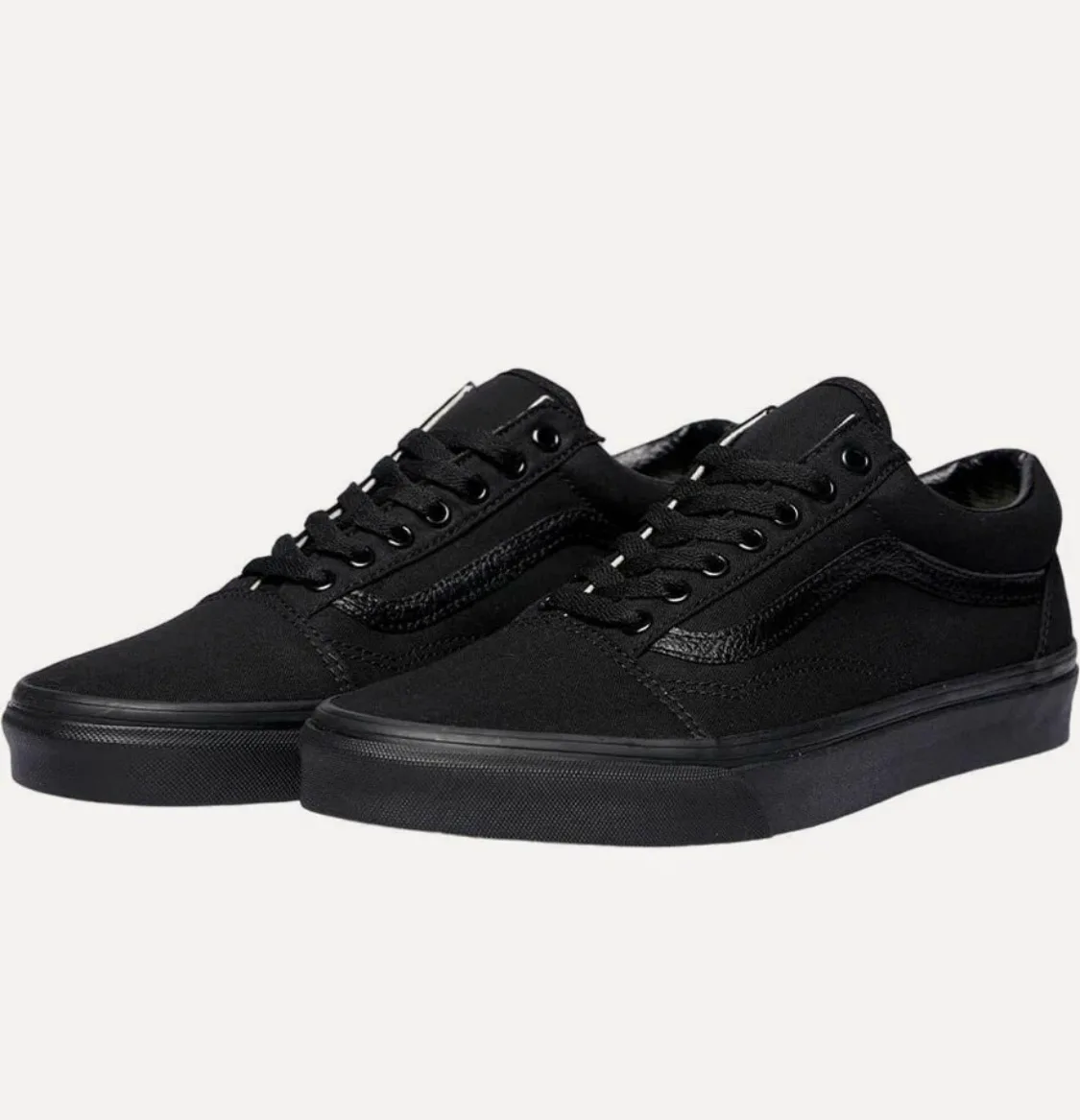 Кеды Vans Old Skool

Размеры RU: 34,5-41 

📉Со скидкой: 4945 RUB
Вместо: 9843 RUB 
При оплате карто