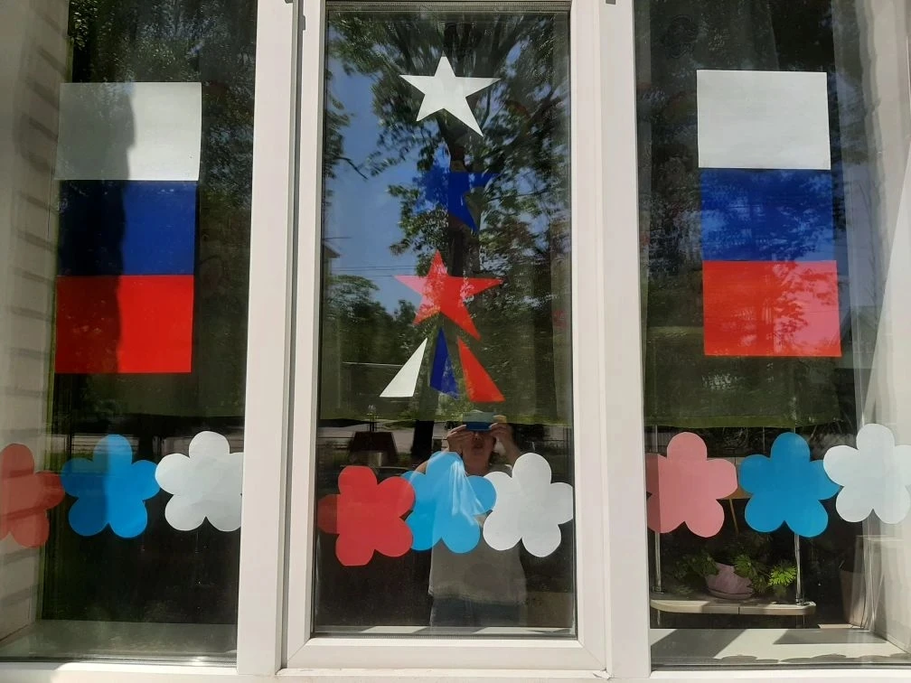 МДОБУ Новобурейский д/с "Искорка" отделение Горького, 28.   
 воспитанники первой младшей группы вме