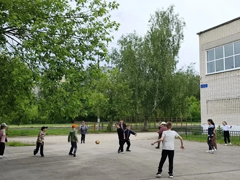 ☀️ ЛАГЕРЬ «СОЛНЫШКО»: ДЕНЬ ЧЕТВЁРТЫЙ - В ГОСТЯХ У СКАЗКИ И В КРУГУ ОРЛЯТ 🎭🦅

Вот и четвёртый день 