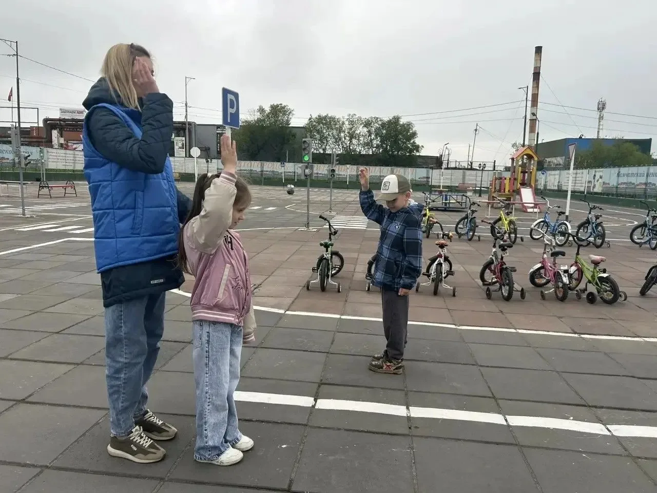 Юные пешеходы и водители: воспитанники детского сада посетили «Автогородок»! 🛴
Летний оздоровительн