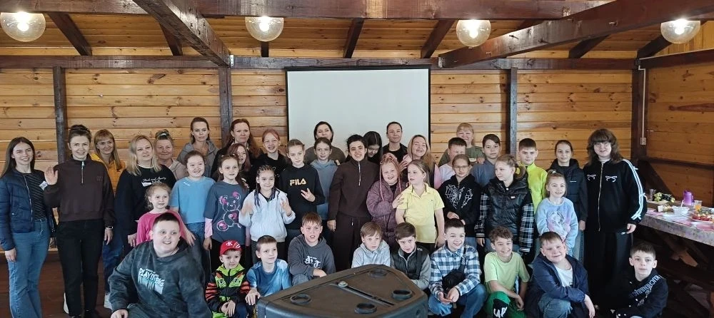 🎉 Прощание с начальной школой: незабываемый выпускной 4В класса!


31 мая стал особенным днём для у
