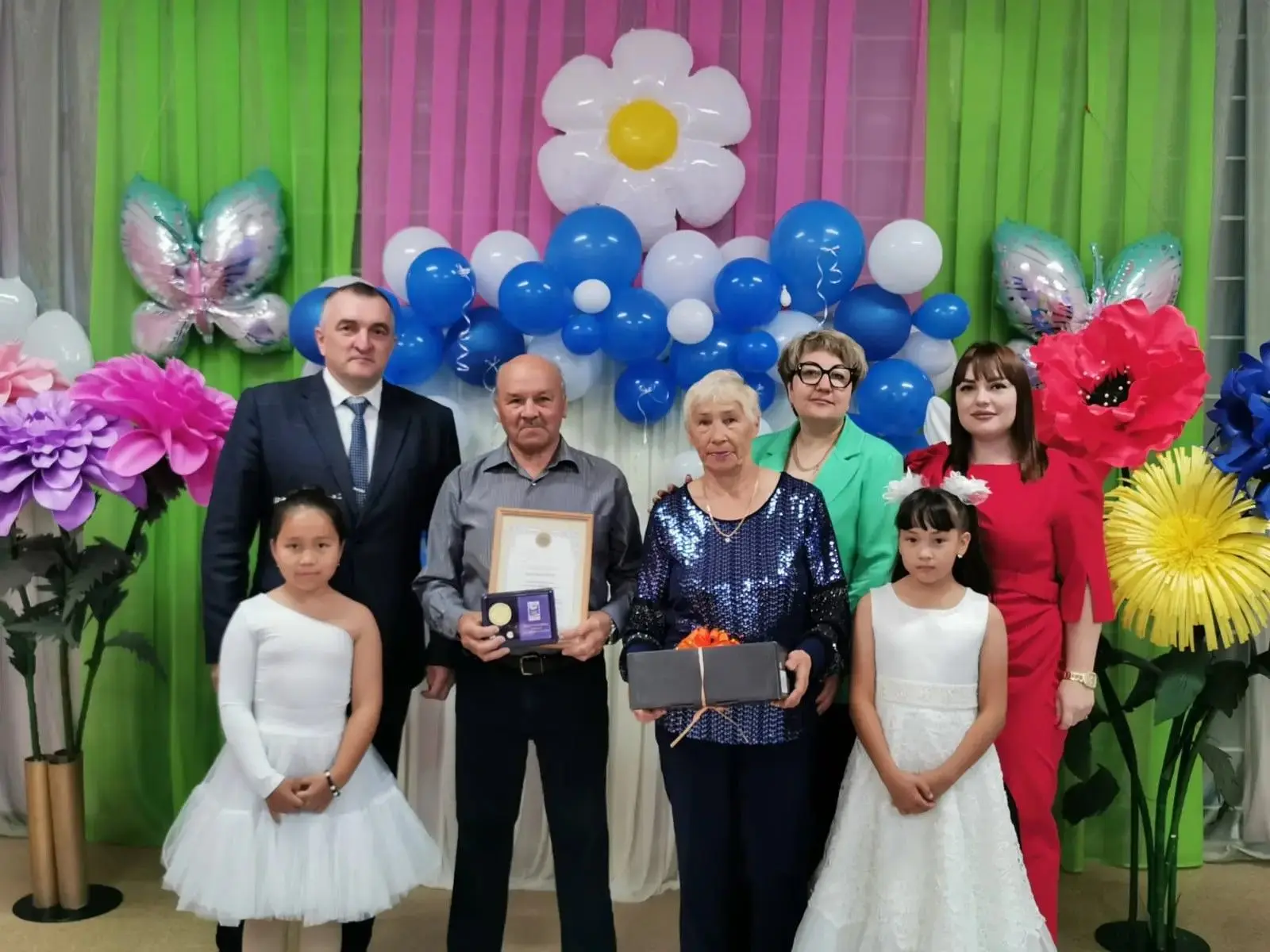 Полвека любви и верности: в Тигильском округе чествовали «золотых» юбиляров супружества!
💍✨В Тигиль