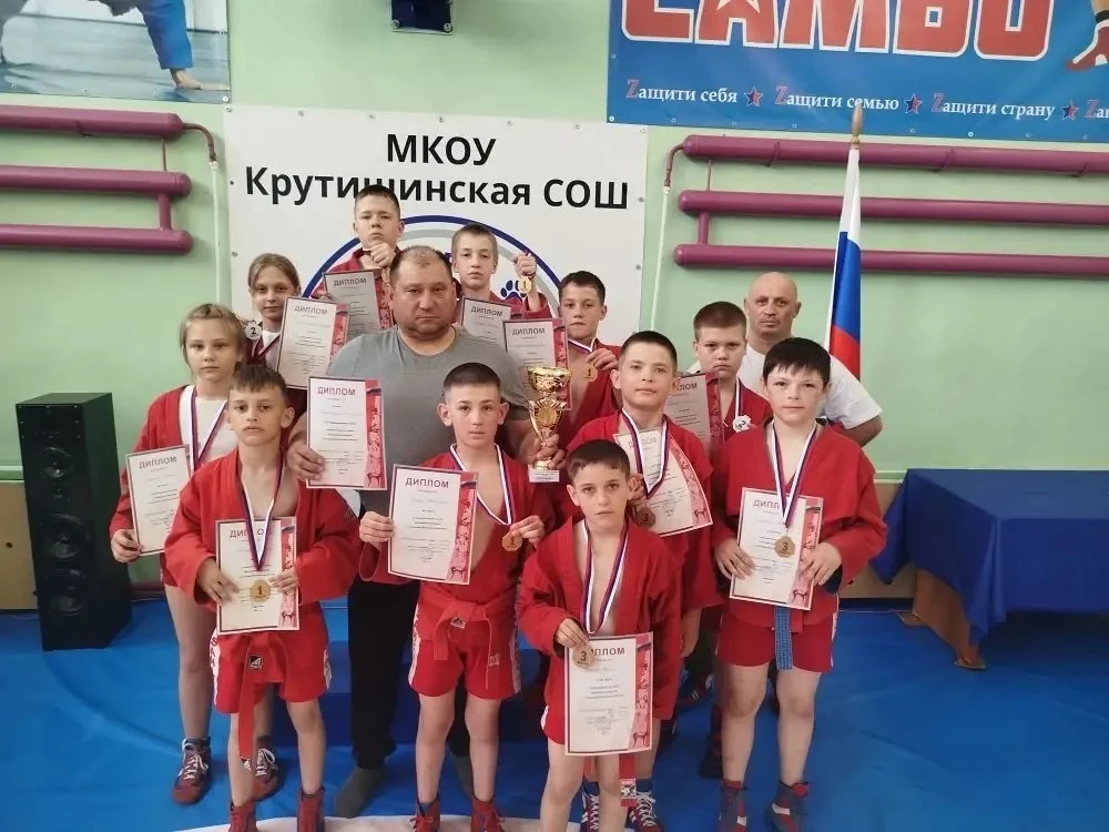 2 мая в Крутишинской школе  Черепановского района,  состоялся межрайонный турнир по борьбе САМБО сре