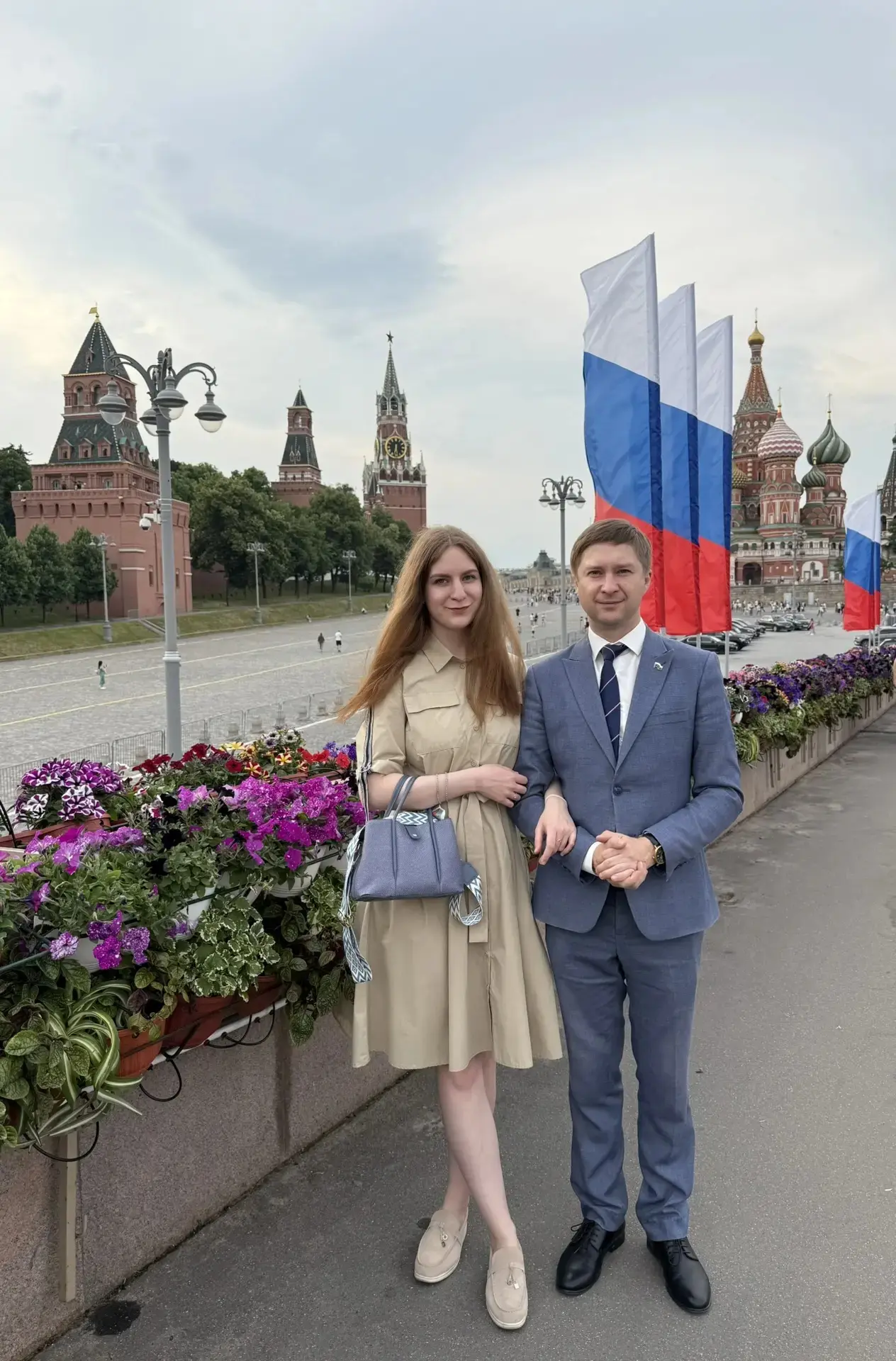 🇷🇺 Поздравляем с Днём России!

Россия — огромная страна, где переплетаются разные культуры, языки 