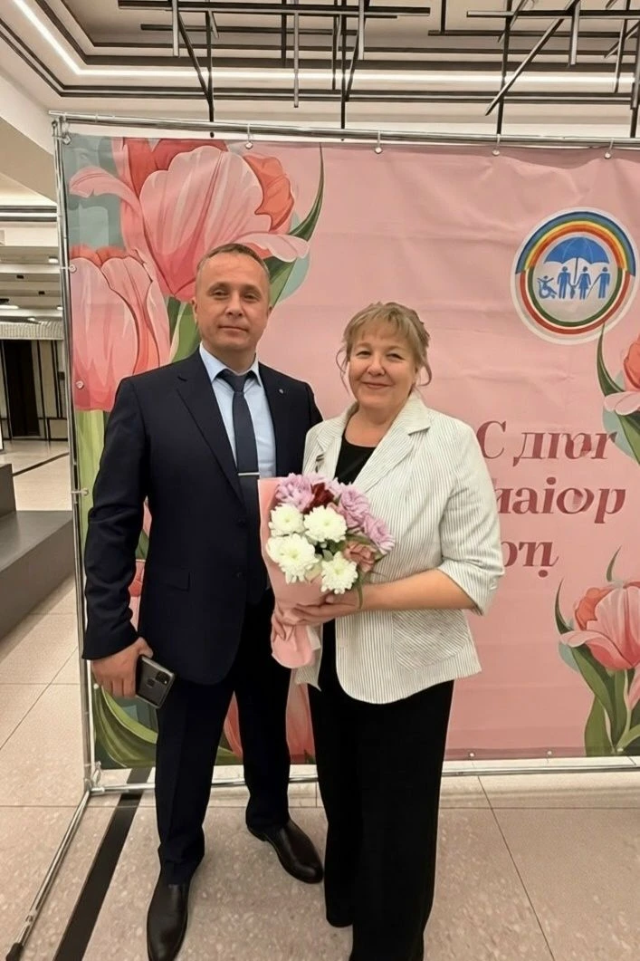 Поздравляем Прянишникову Елену Михайловну, заведующего отделением № 25 Республиканского центра матер