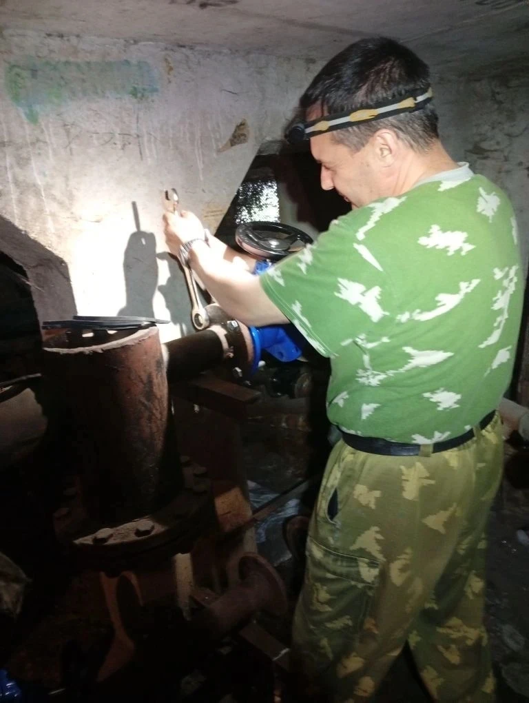 Замена задвижек на трубопроводе отопления ул.Заводская д. 30