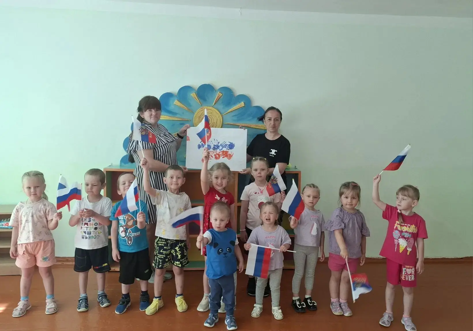 🇷🇺✨ 11 июня в нашем детском саду царила атмосфера настоящего праздника! В преддверии Дня России дл