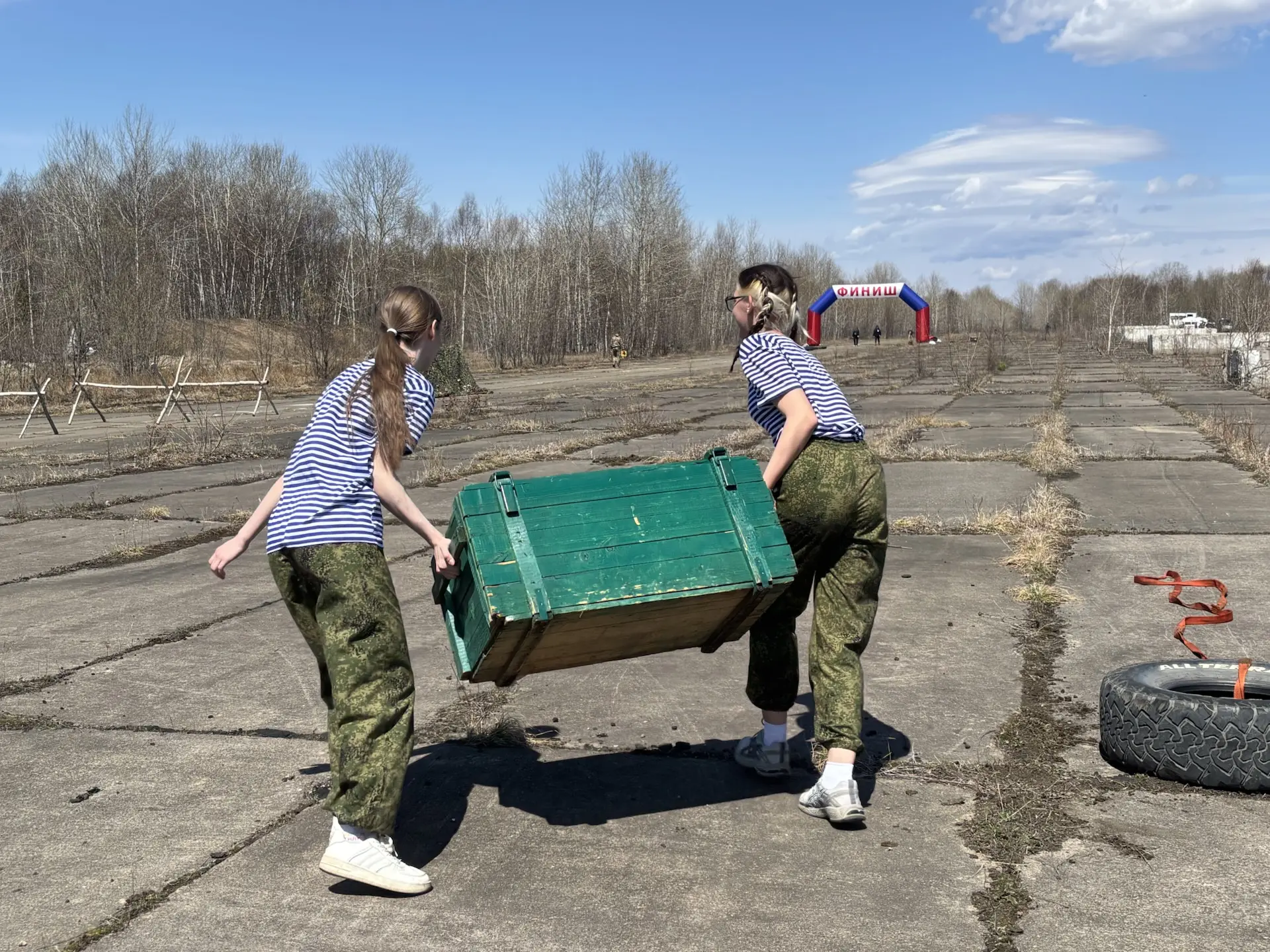 🏃ОЧЕНЬ СЛОЖНАЯ ЭСТАФЕТА ПОБЕЖДЕНА

Мы выполнили одно из самых сложных заданий!😮‍💨

Нам нужно было