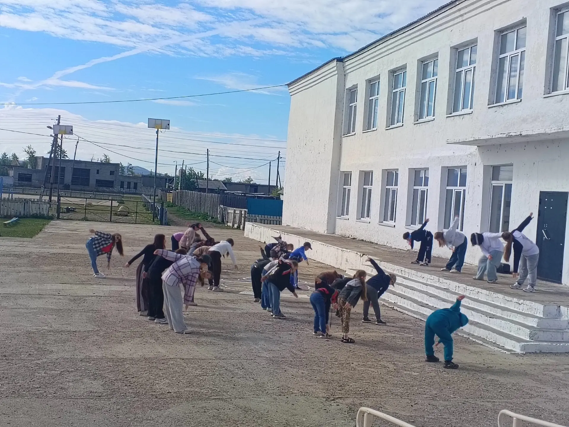 Рассказываем, как прошел 4-й день в лагере дневного пребывания.
Главные события четверга:
🔬 Мир вок