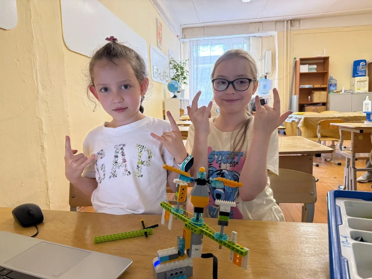 #Летняя_школа_2026 #2_неделя #4_день #1_половина_дня
Здравствуйте, родители юных исследователей косм