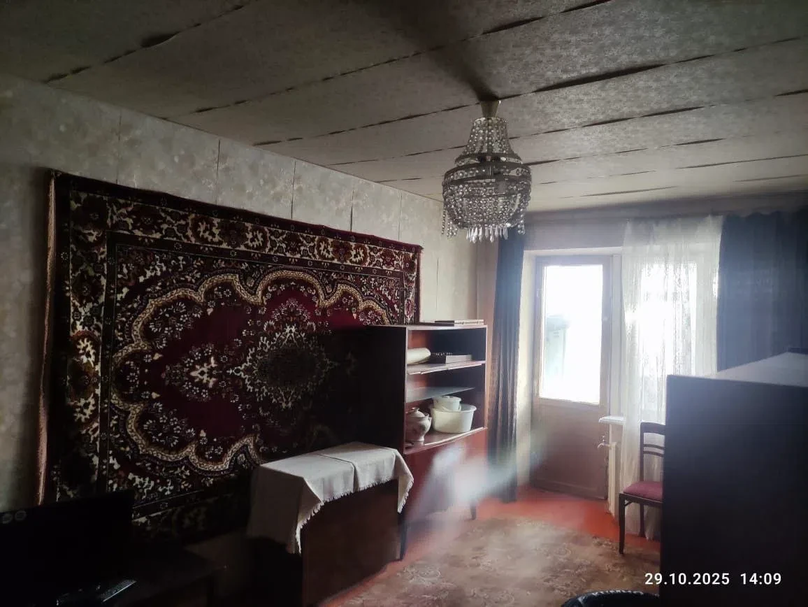 2к кв. 50-лет Обороны Луганска
Мед.городок. Ленинский р-н
5/5ти 
● Не угловая
● 2 изол.комнаты
● С/у