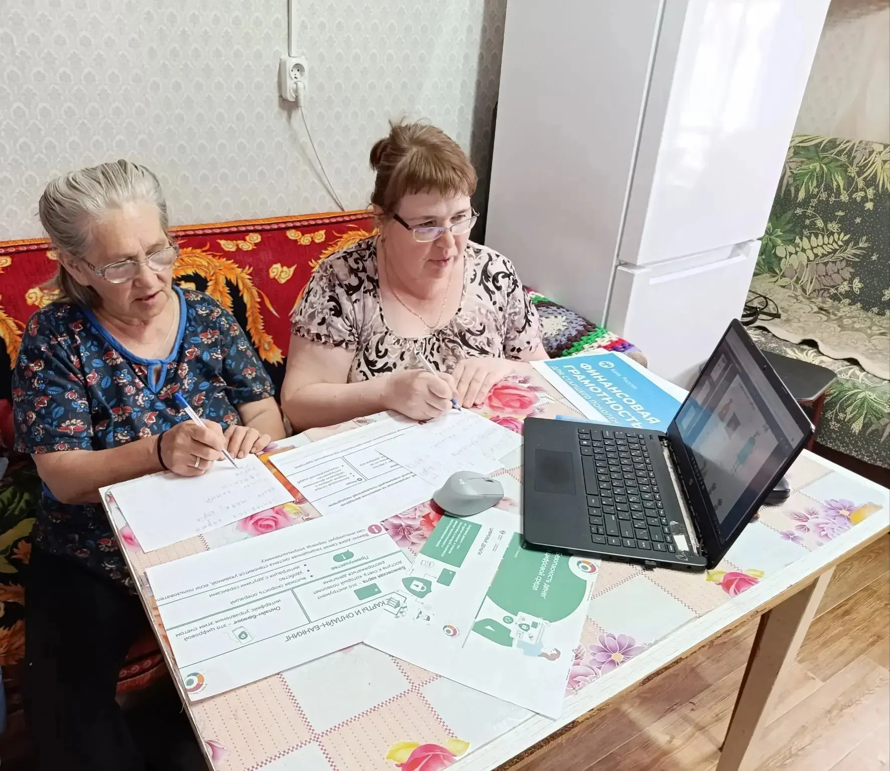 💥 Безопасность денег в цифровой среде — тема IX этапа всероссийской эстафеты «Мои финансы».

📌 Сот