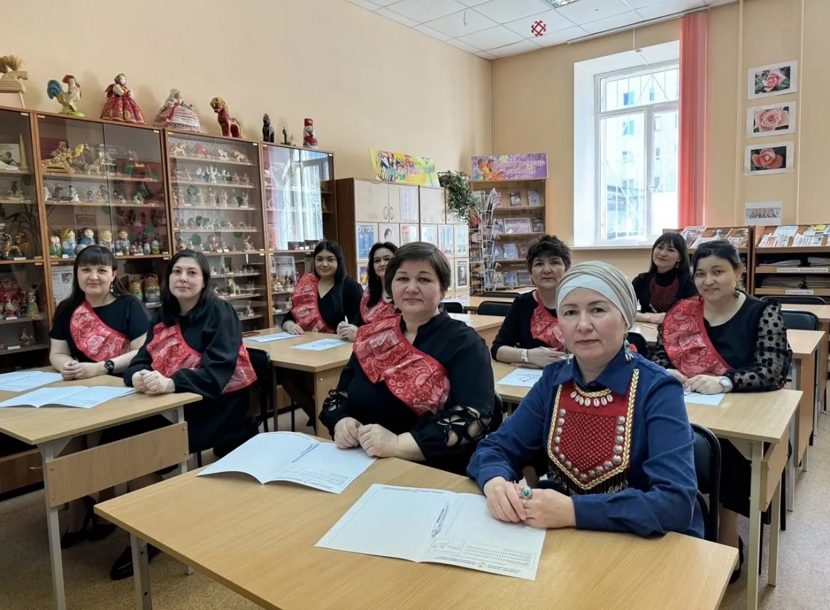 ✨В День национального костюма педагоги нашего Башкирского детского сада № 40 стали частью большого п