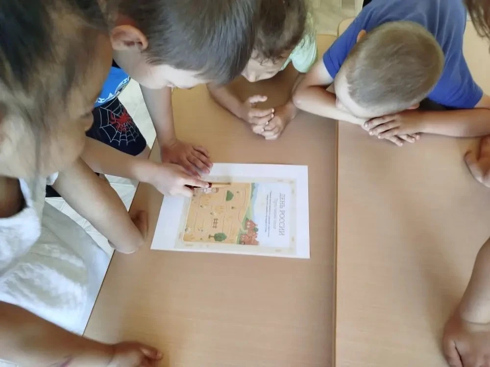 🇷🇺Россия начинается с меня : беседа с детьми:"Что такое Родина? С чего она начинается?; слушание Г