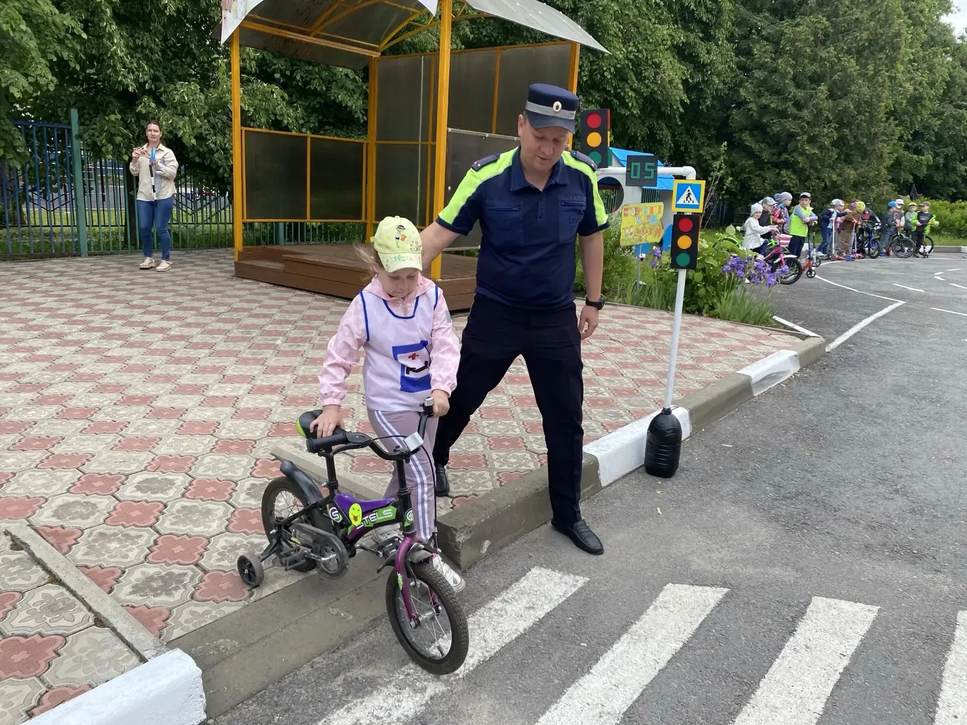 🌞ВСЕМИРНЫЙ ДЕНЬ ВЕЛОСИПЕДА 🚲
💯Лето – пора активных игр и спорта! В преддверии Всемирного дня вело