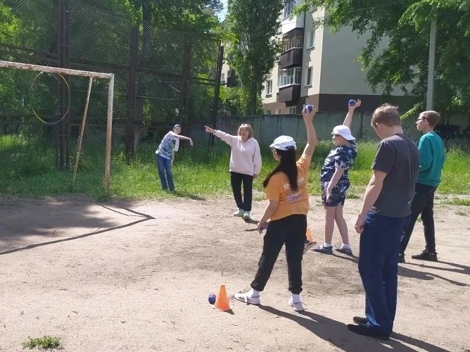 🇸 2 июня — Всемирный день родителей и День семьи!

В нашем школьном лагере прошёл насыщенный и тёпл