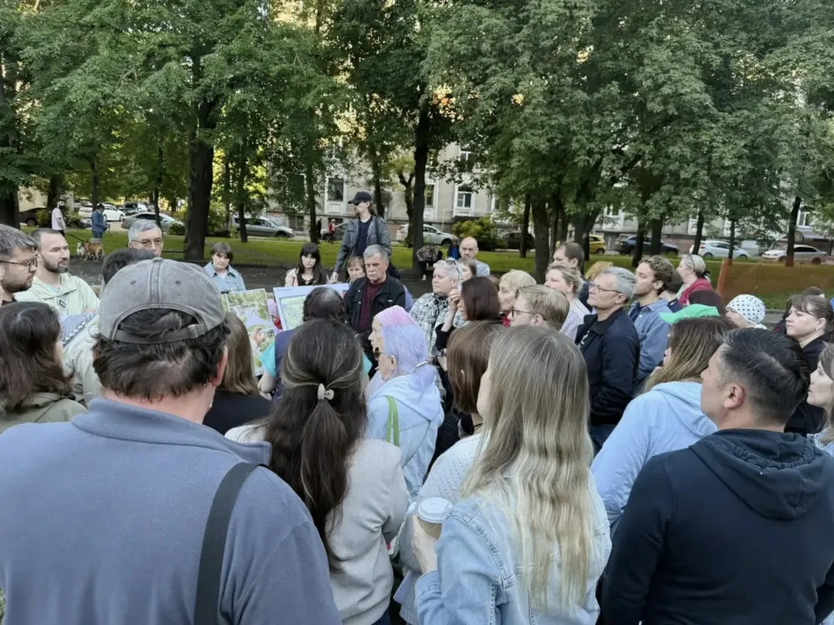 Сквер «Тебриз» взял курс на изменения 🌿

Вчера состоялась третья встреча с жителями, где архитектор