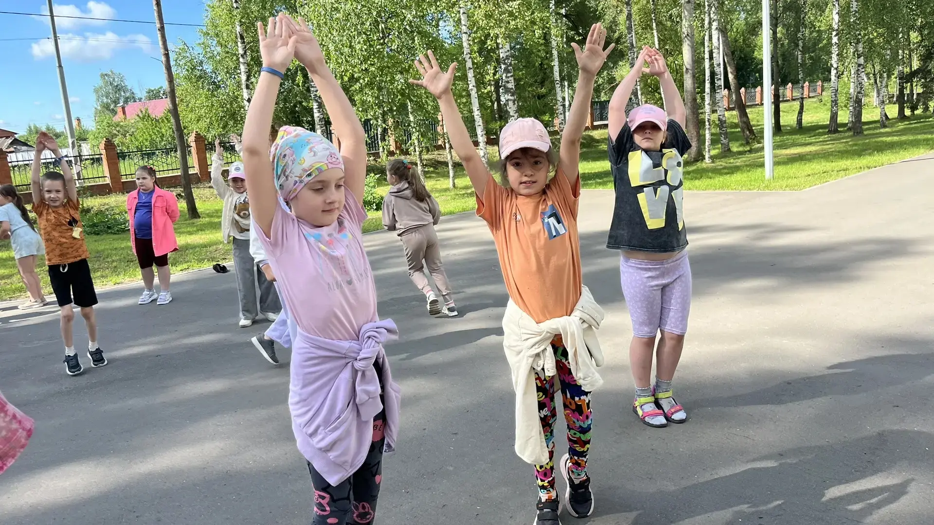 🌞 Сегодняшний день в нашем лагере прошёл под вдохновляющим девизом — «Мы за здоровый образ жизни!» 