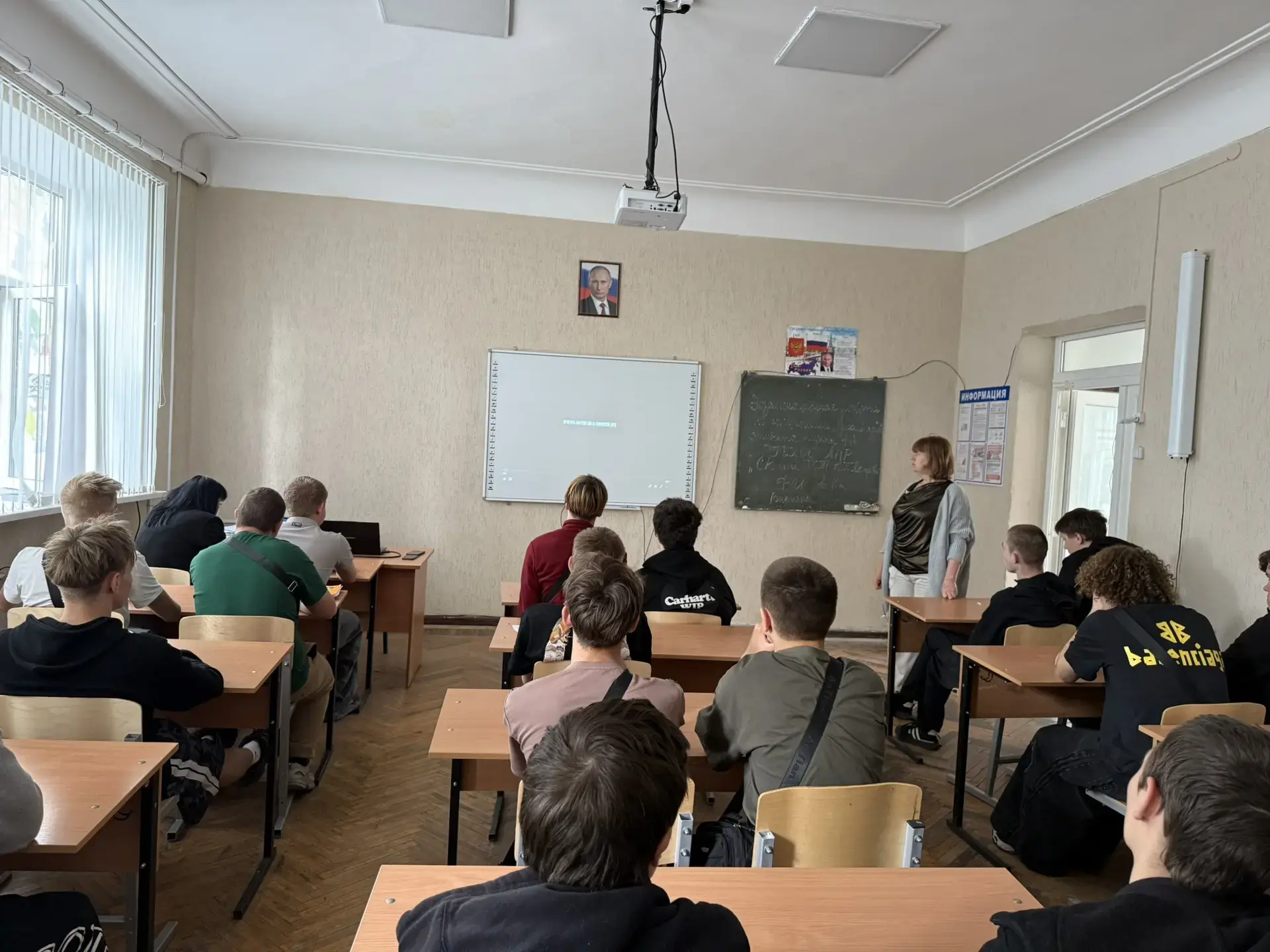 Педагог-психолог Кошиль А.А. провела профилактическую беседу со студентами, направленную на предупре
