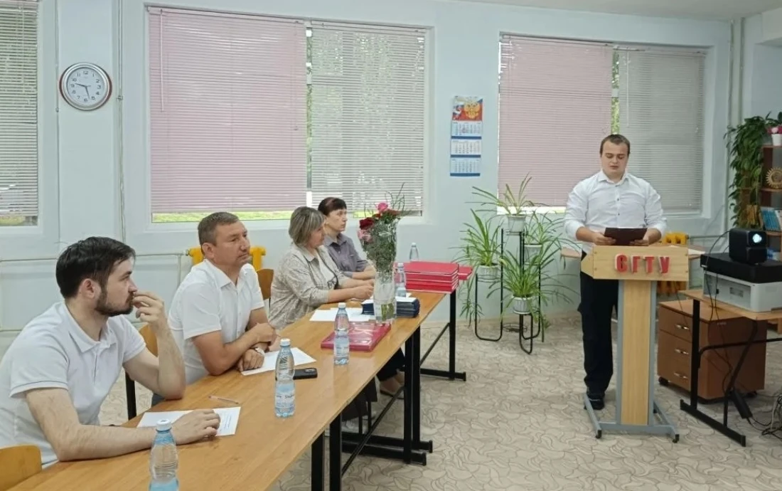 Продолжается защита дипломных работ
Позади месяцы подготовки, волнение и желание показать всё, чему 