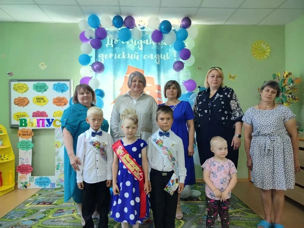 🌸🌸🌸Сегодня в  уютном зале группы дошкольного образования МКОУ "Буравцовская СОШ" прошел выпускной