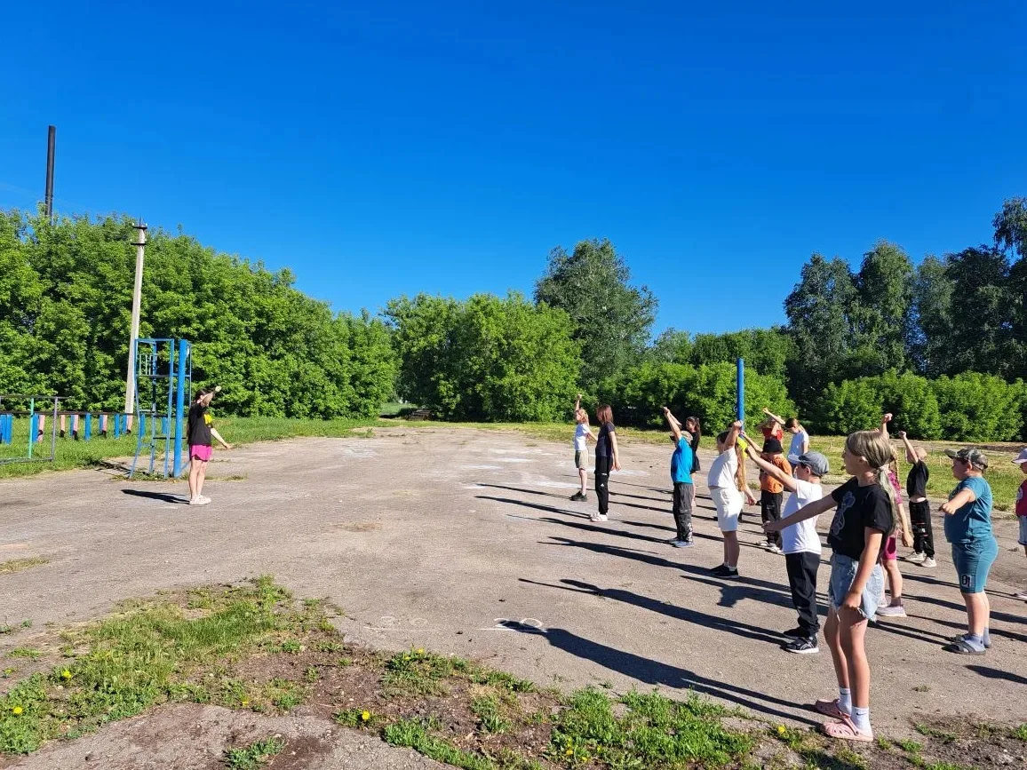 ☀️ 9 июня в нашем лагере дневного пребывания прошёл день под девизом «Будь здоров!»

Утро началось с