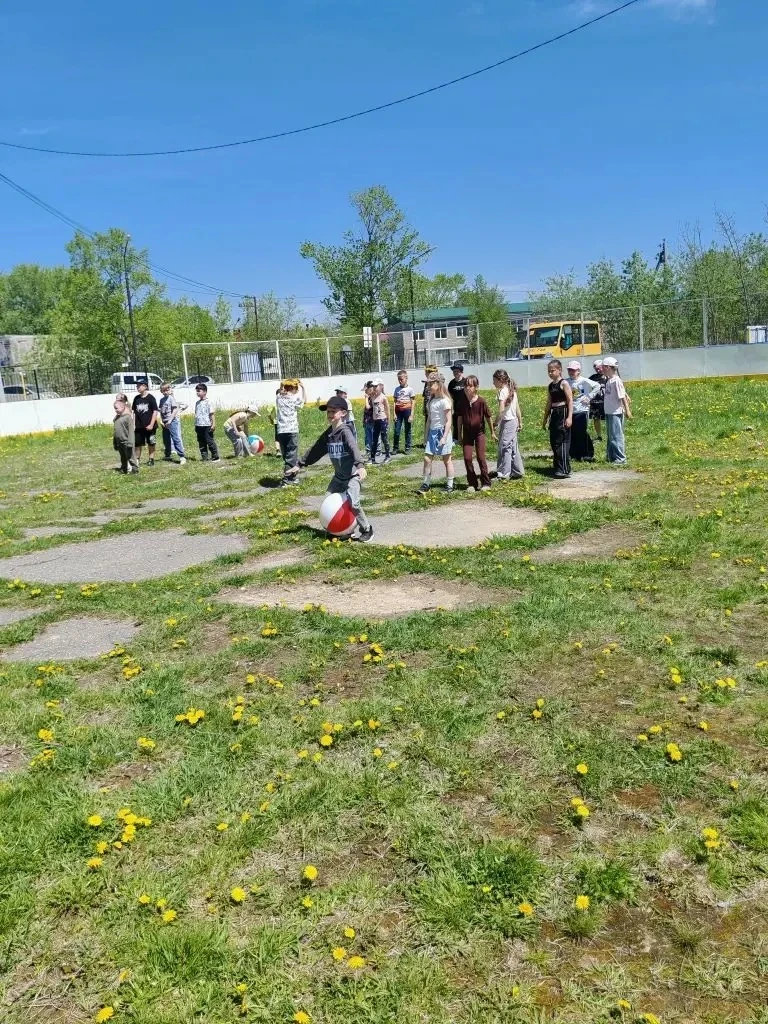 В нашем лагере «Весёлые ребята» прошёл день ЗОЖ. 
Сначала ребята приняли участие в важной профилакти