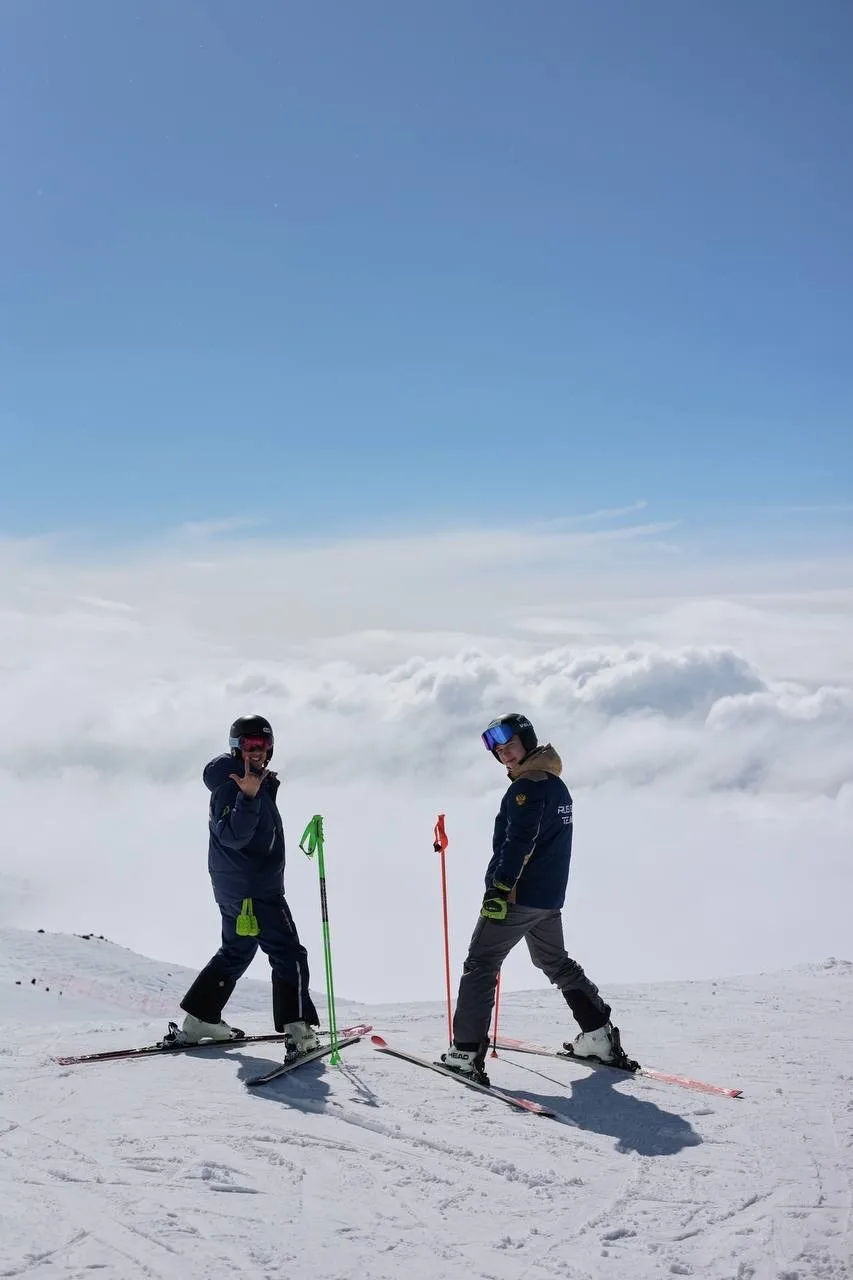 🏔️ЭЛЬБРУС 24-26 июля 12.500 руб./чел.

⭐️3847 м – это самая высокая точка в России, куда вы легко м