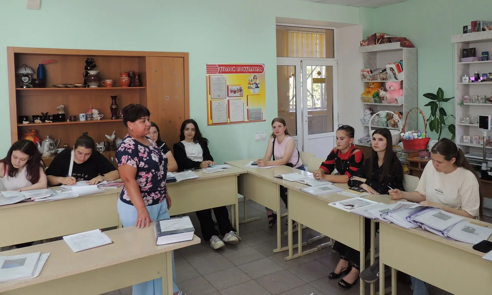 💥Студенты 3П группы, которые осваивают профессию «Продавец, контролер-кассир»,  успешно завершили п