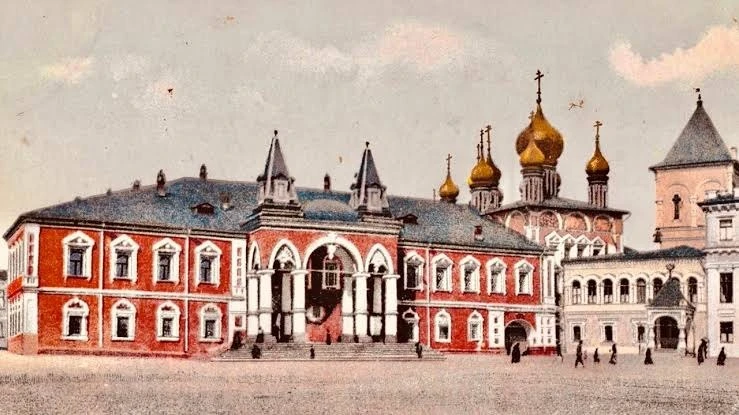 Рождение русской водки

По одной популярной исторической легенде, 1430 год считают вехой зарождения 